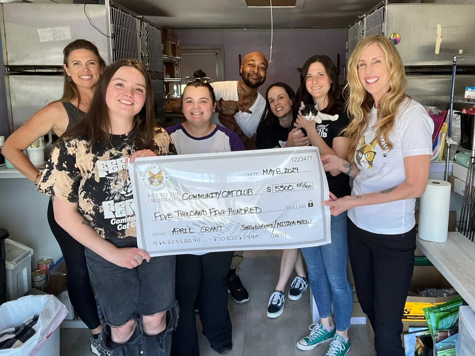 Community Cat Club's Mission Meow grant check presentation